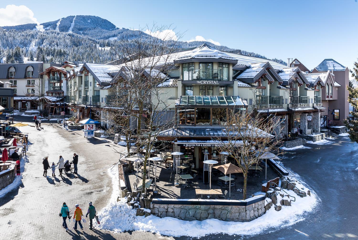 The Crystal Lodge Whistler Exterior photo